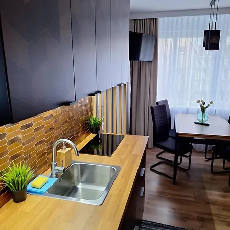 Ananasapart 600 Metrow Morze 300 Metrow Starowka *