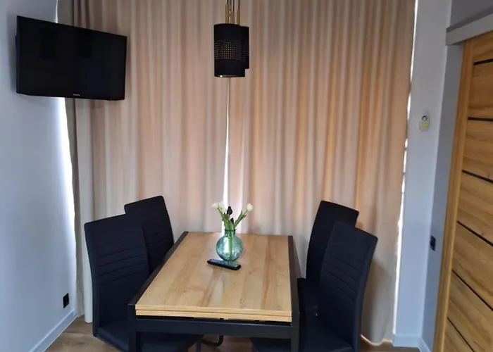 Ananasapart 600 Metrow Morze 300 Metrow Starowka アパート コウォブジェク